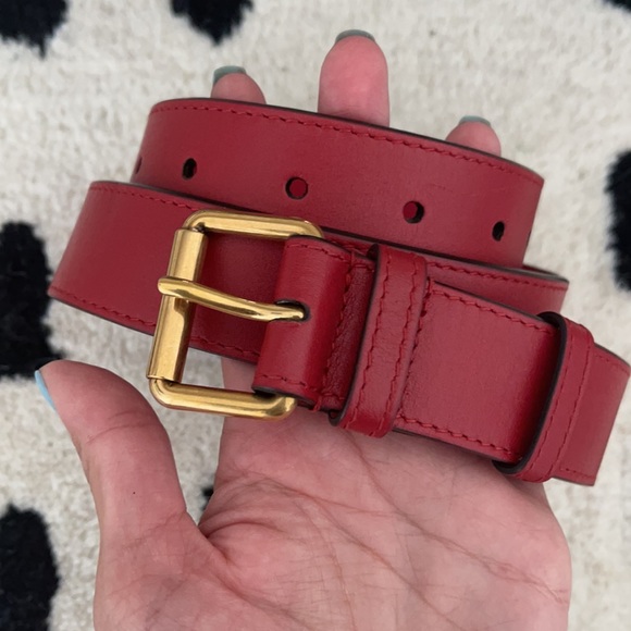 GG Marmont Matelassé Leather Belt Bag in Red - Picture 4 of 8